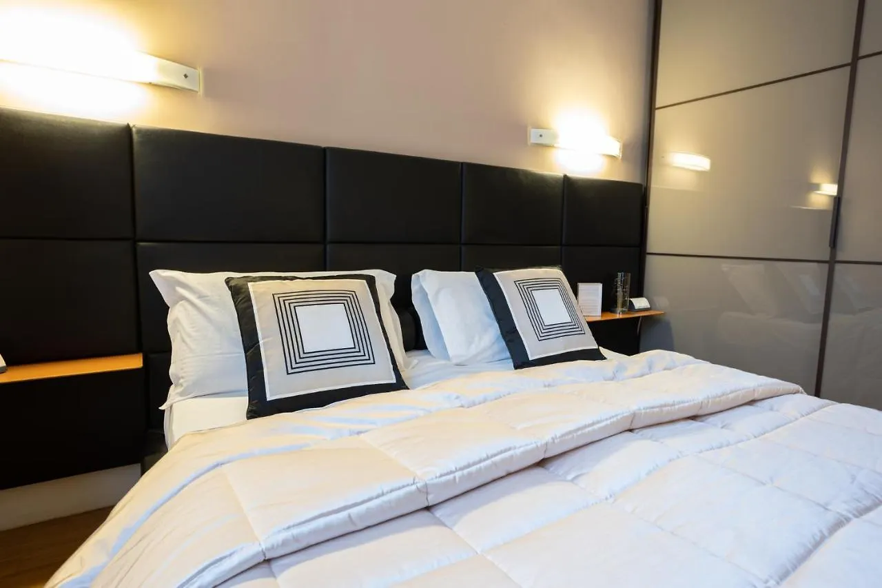 Bed & Breakfast Cardilli Luxury Rooms Rome