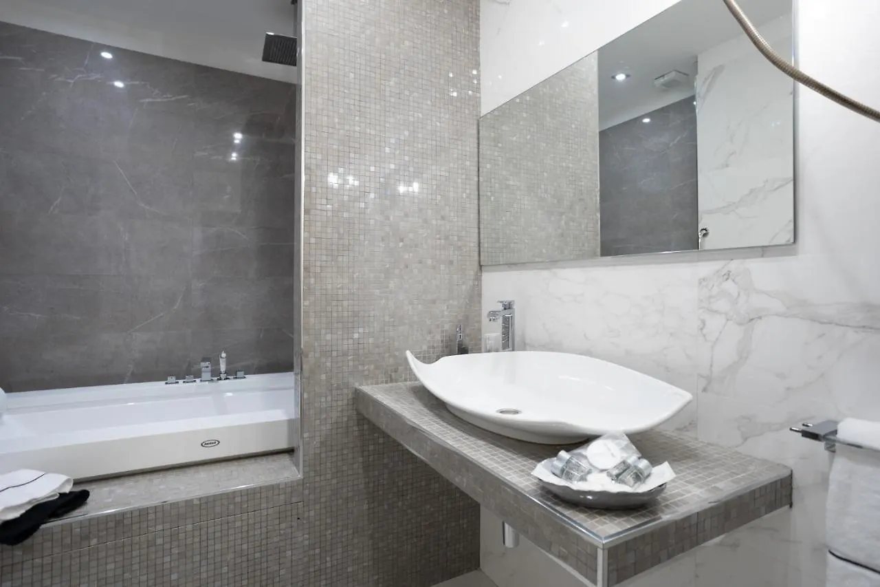 Cardilli Luxury Rooms Roma