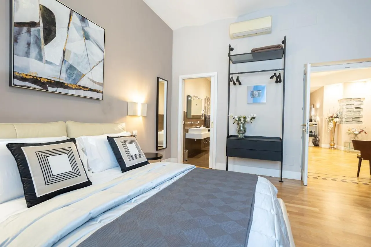 Cardilli Luxury Rooms Roma