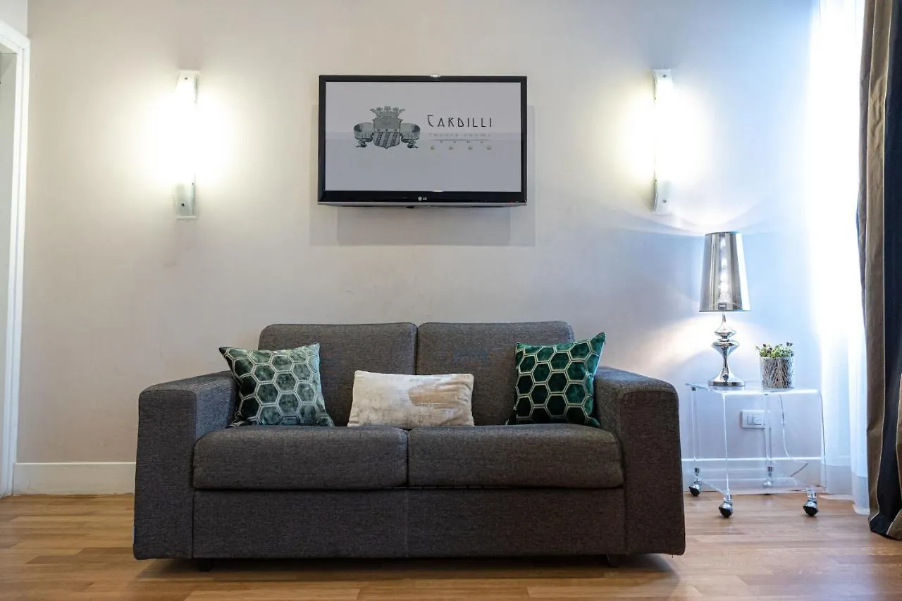 Cardilli Luxury Rooms Roma 2*,