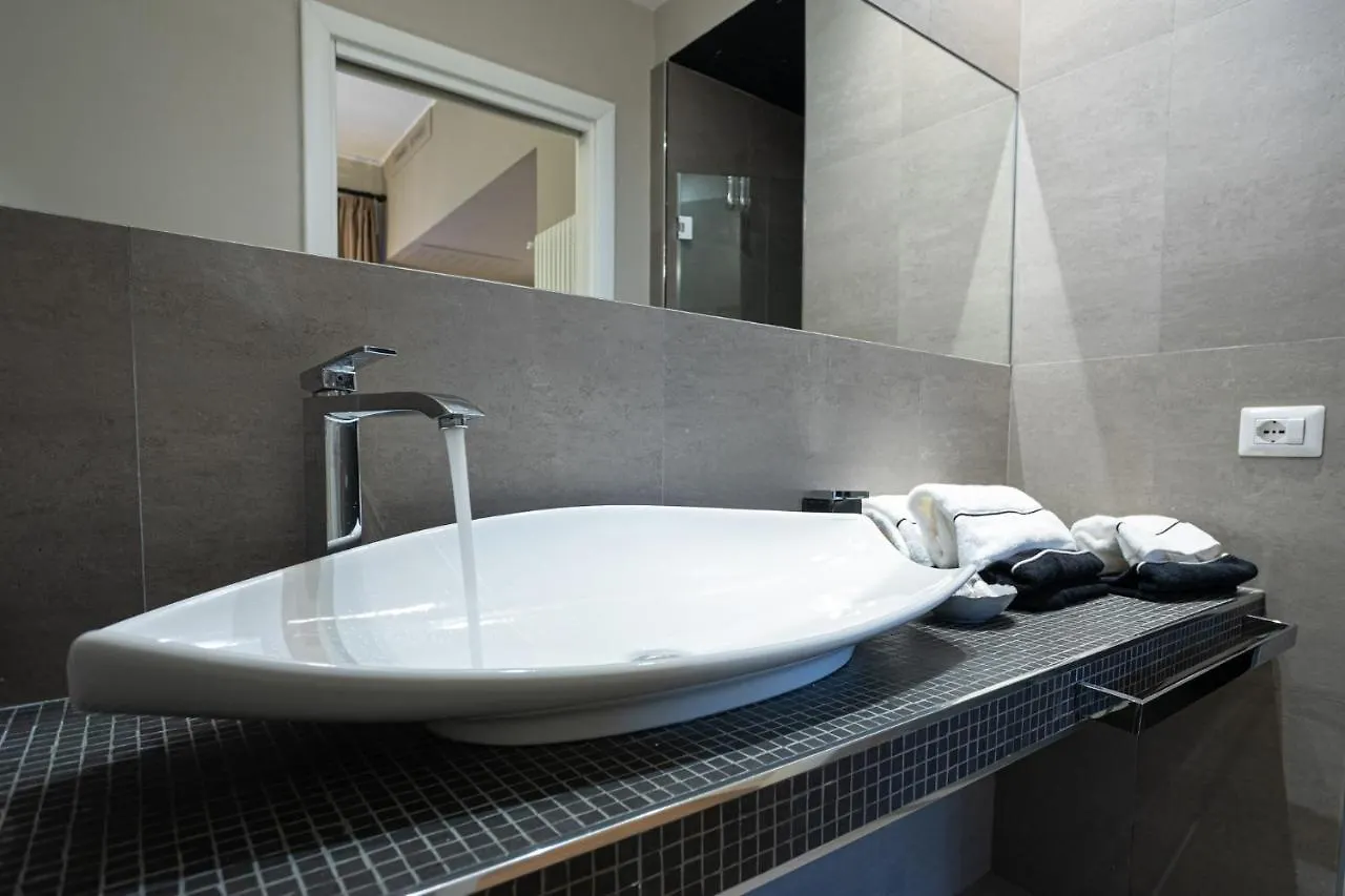 Cardilli Luxury Rooms Roma